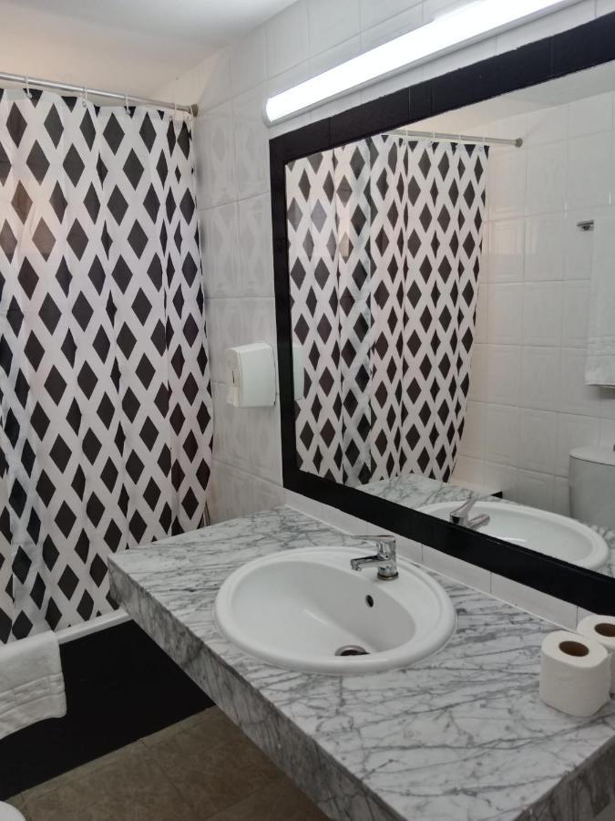 Apartamentos El Velero Torremolinos Exterior photo