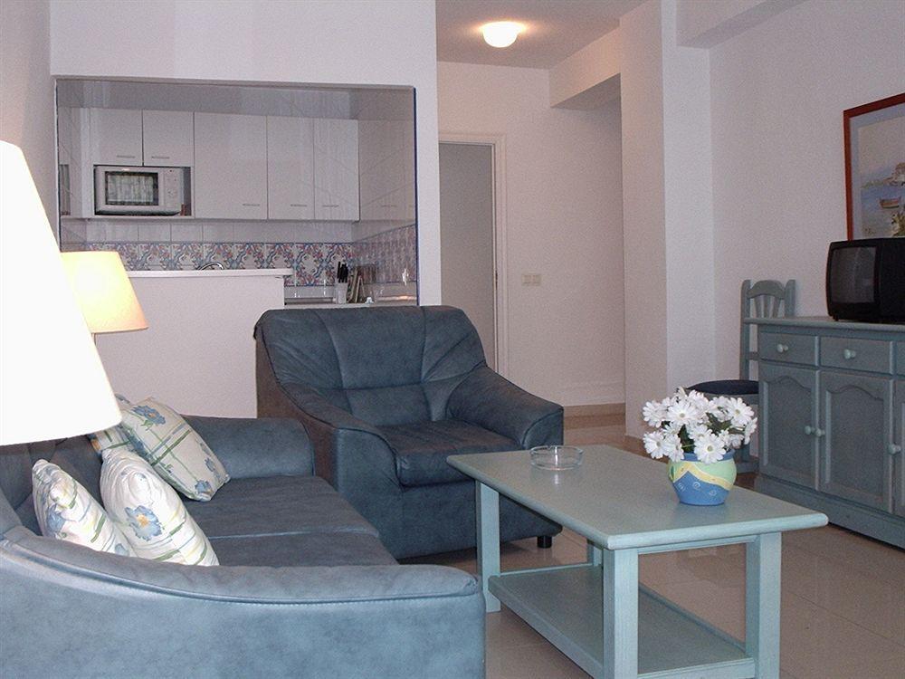 Apartamentos El Velero Torremolinos Exterior photo