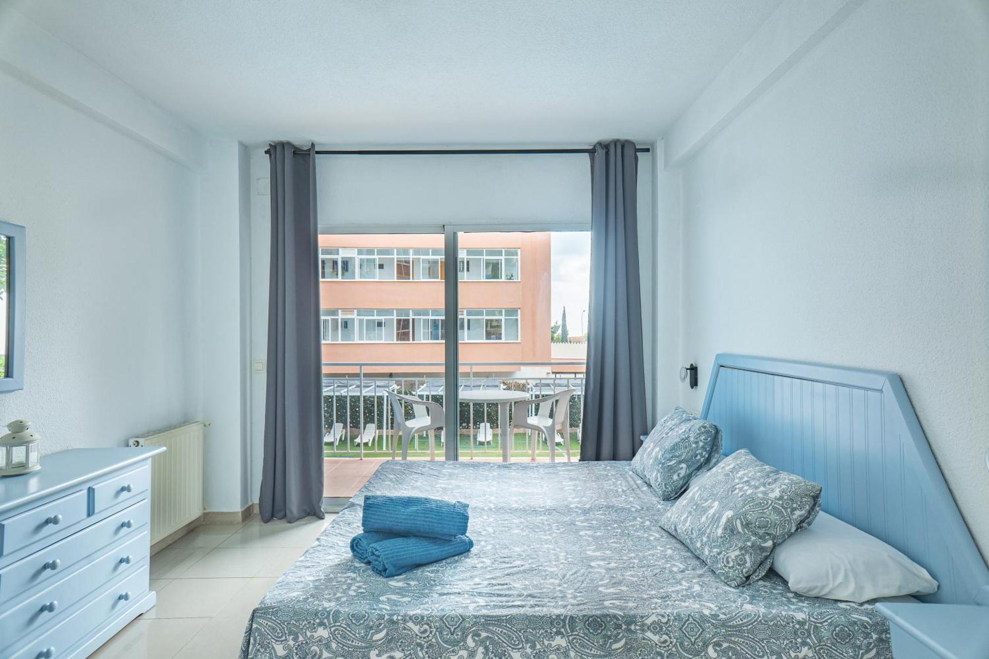 Apartamentos El Velero Torremolinos Exterior photo